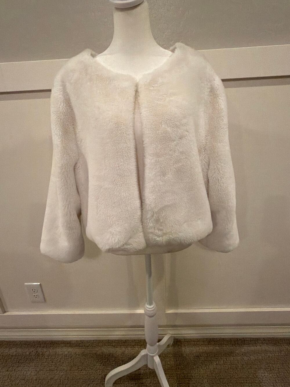 Womens L White Faux Fur Jacket Bridal Wedding Bolero Coat Cropped Formal